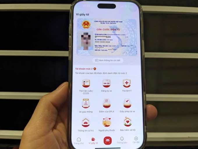 Các loại giấy tờ đã được tích hợp trên ứng dụng VNeID. Ảnh: Nguyên Phong
