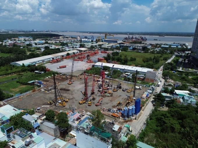 Văn Phú đẩy mạnh thi công dự án tại phường Phú Thuận (quận 7 cũ) TP HCM. Ảnh: Văn Phú