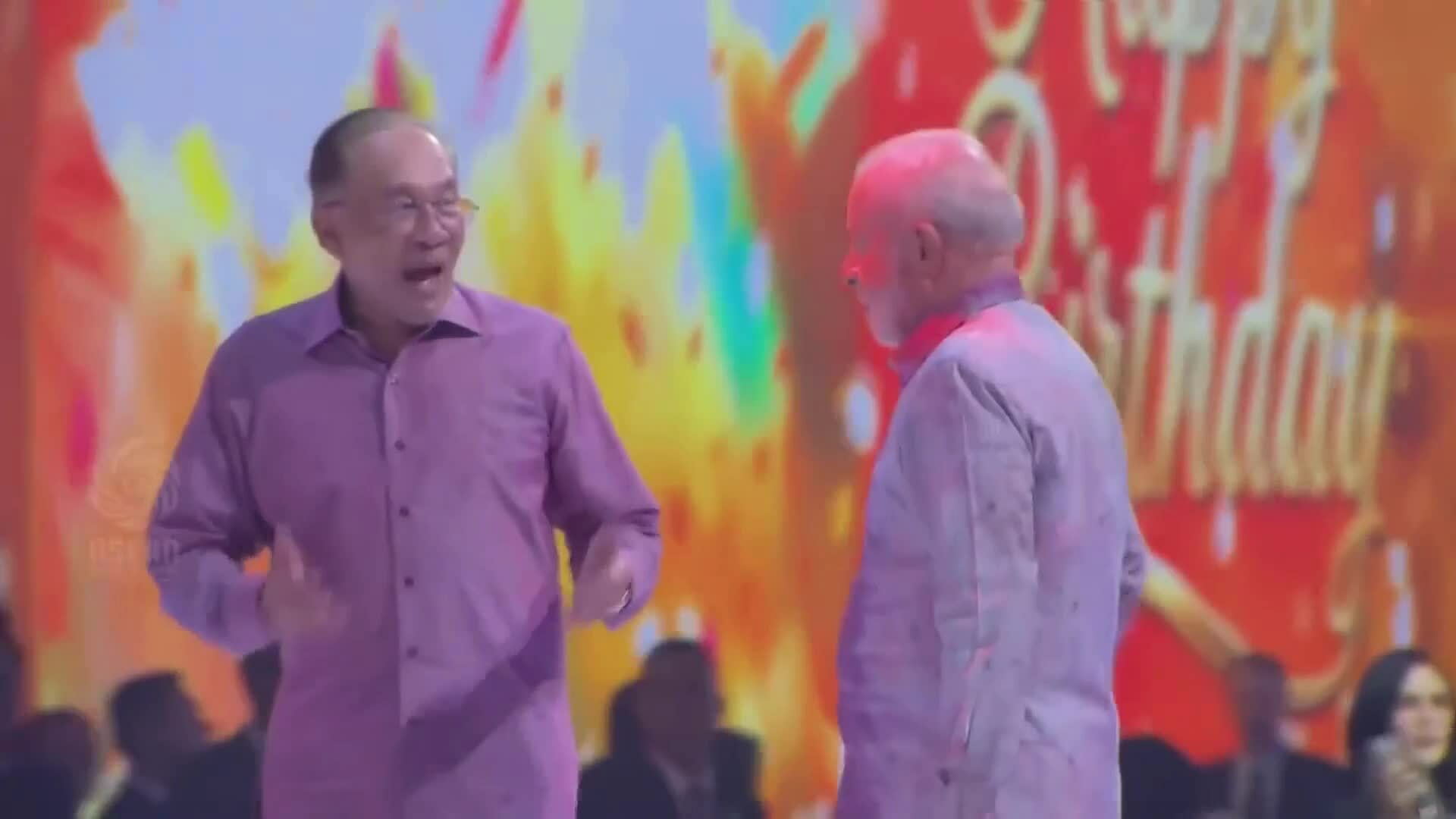 ASEAN tổ chức tiệc sinh nhật bất ngờ cho Tổng thống Brazil