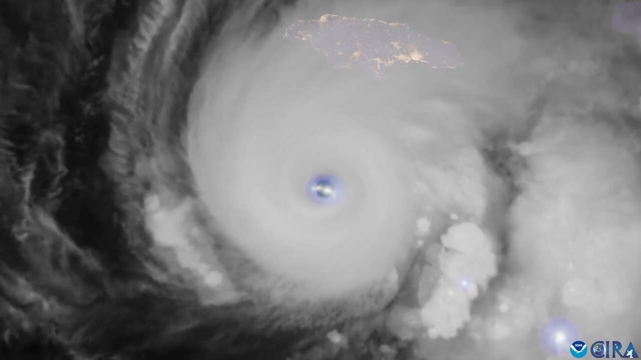 Bão 'mạnh nhất thế giới' càn quét Caribe