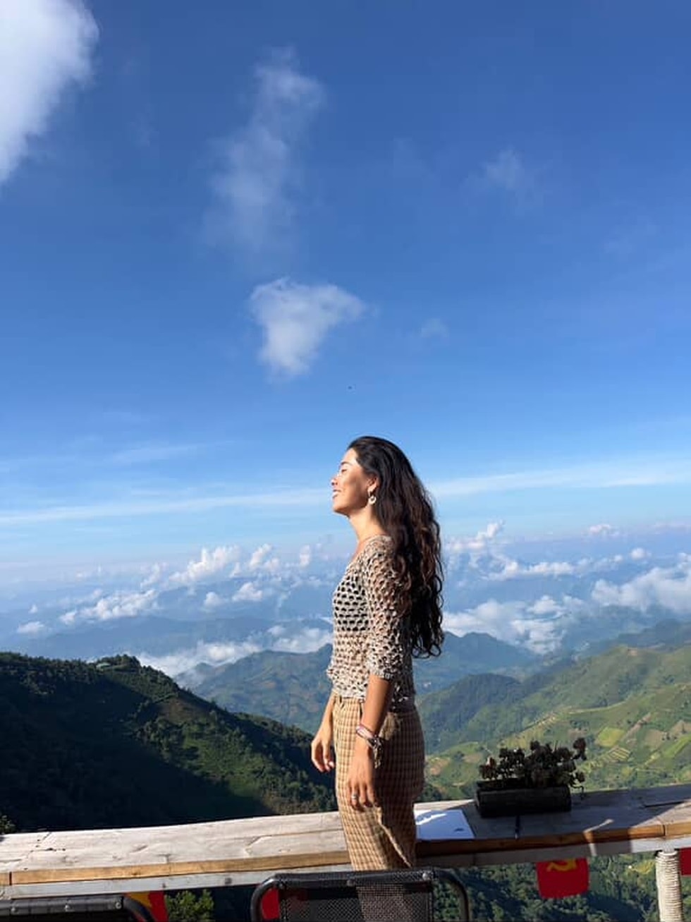 Cô gái Nhật đi xuyên Việt một mình, ngã xe giữa đường được cả làng ra giúp - 3 Cô gái Nhật đi xuyên Việt một mình, ngã xe giữa đường được cả làng ra giúp - 3