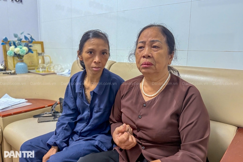 Mẹ già đau đớn vì mất con trai, con gái nhiễm chất độc da cam mắc ung thư - 1