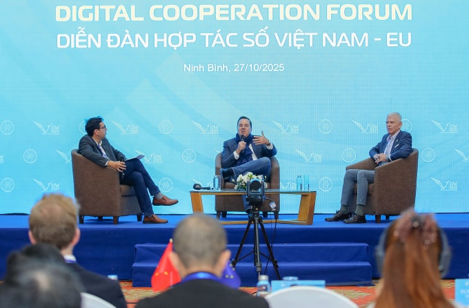 Đại diện một số tổ chức, doanh nghiệp từ châu Âu và Việt Nam thảo luận tại sự kiện. Ảnh: Mạnh Hà