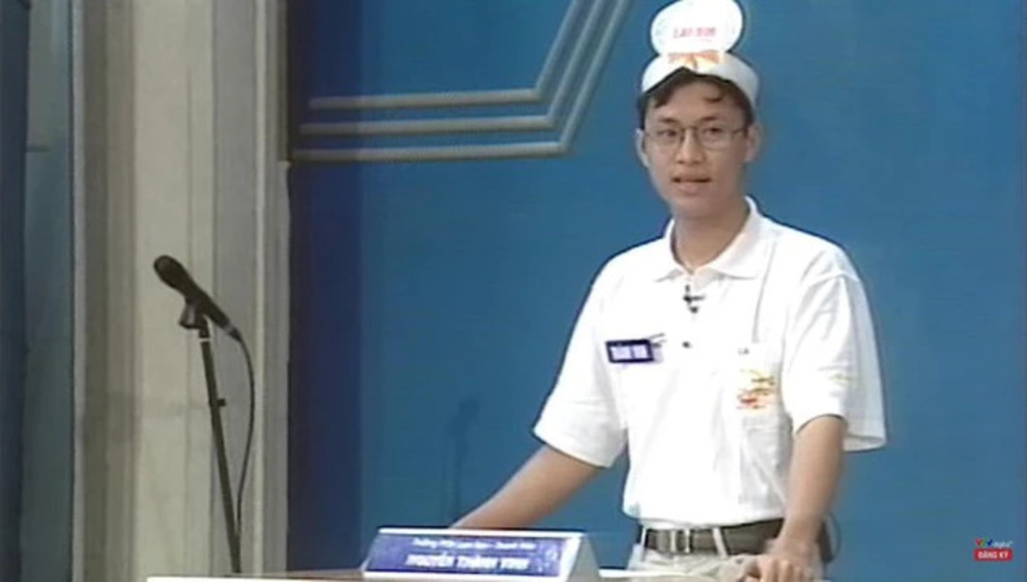 Nguyễn Thành Vinh là Á quân Đường lên đỉnh Olympia mùa đầu tiên.