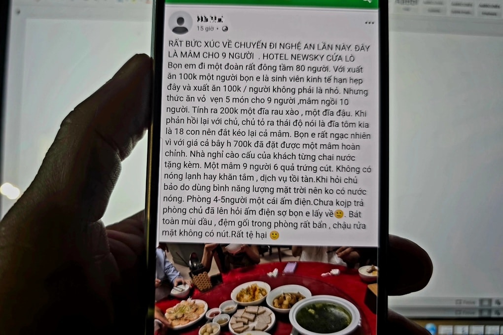 Thực hư nhóm sinh viên tố bị chặt chém, mâm cơm lèo tèo ở Cửa Lò - 1 Thực hư nhóm sinh viên tố bị chặt chém, mâm cơm lèo tèo ở Cửa Lò - 1