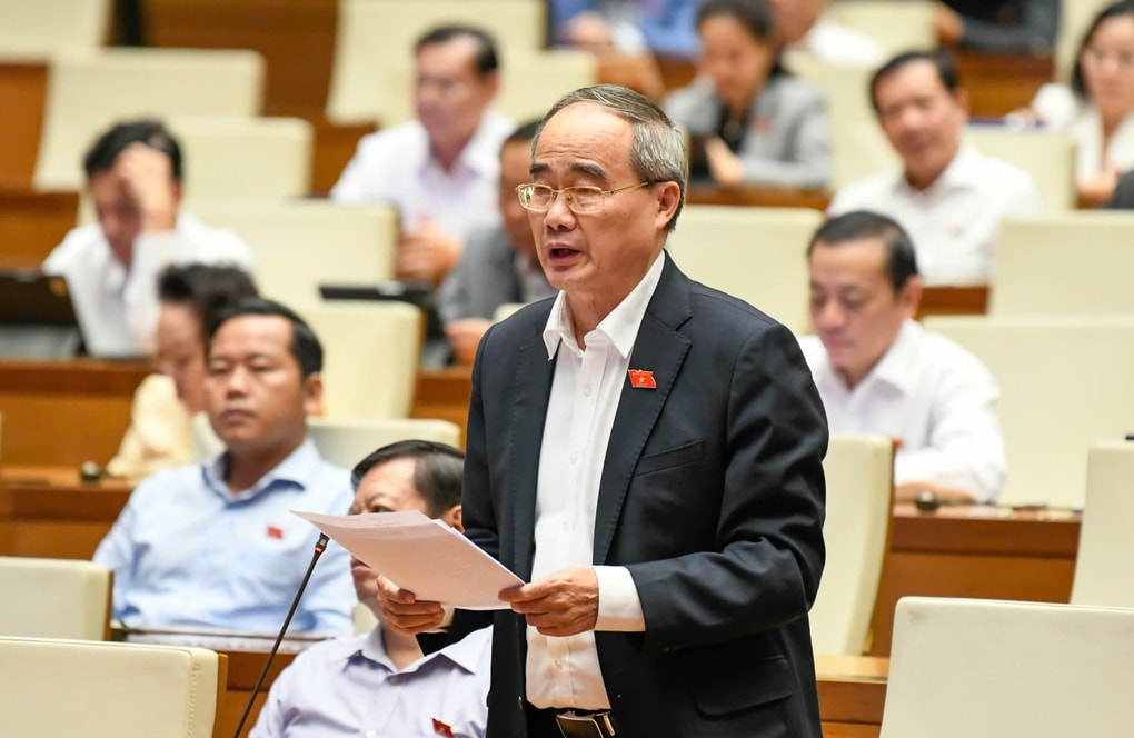 Tăng tuổi nghỉ hưu lên 65, Việt Nam sẽ có thêm hơn 5 triệu lao động/năm - 1 Tăng tuổi nghỉ hưu lên 65, Việt Nam sẽ có thêm hơn 5 triệu lao động/năm - 1