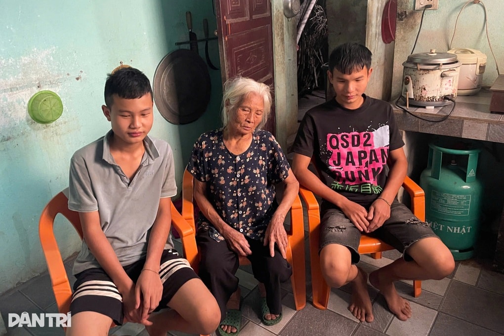 Ngã vào chảo mỡ bò đang sôi, người bố 2 con bỏng 75% cơ thể - 4 Ngã vào chảo mỡ bò đang sôi, người bố 2 con bỏng 75% cơ thể - 4