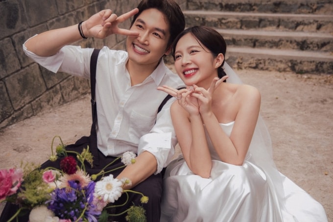 Ảnh cưới của hai diễn viên tại Đà Lạt.