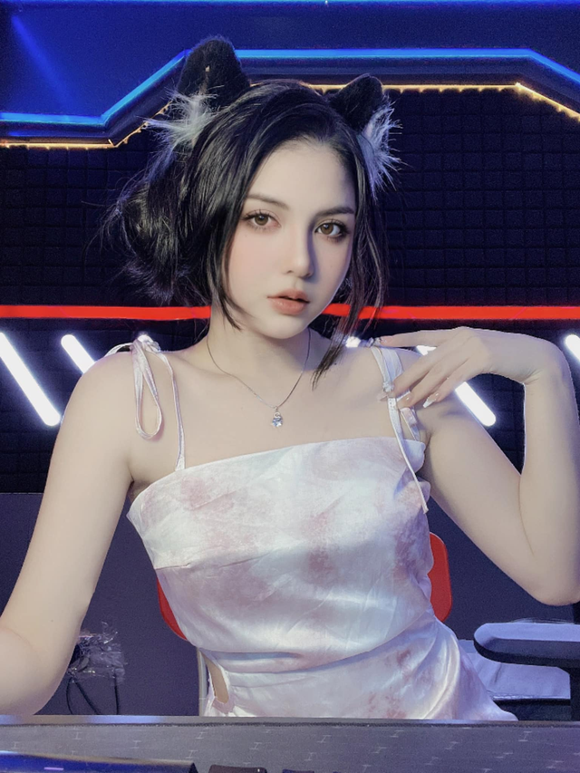 Diệu Ái: Tôi chọn giữ người xem bằng cảm xúc thật- Ảnh 3. Diệu Ái: Tôi chọn giữ người xem bằng cảm xúc thật- Ảnh 3.