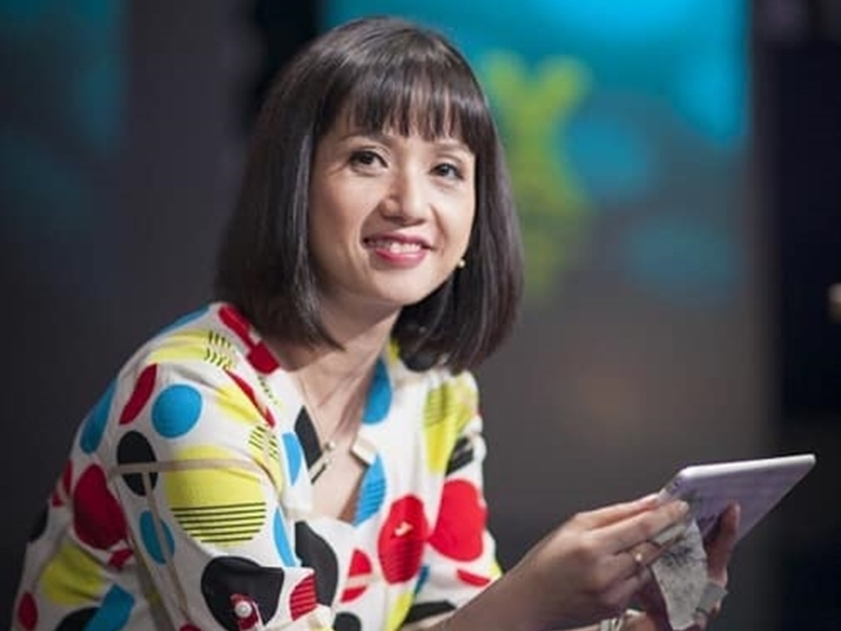 MC Tùng Chi hiện lui về hậu trường, phụ trách sản xuất các chương trình truyền hình.