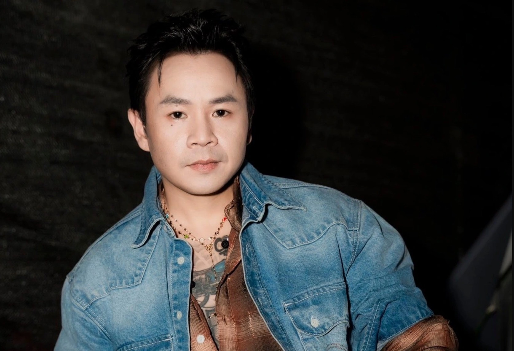 Binz nhanh chóng ẩn 2 MV có ca từ phản cảm trên YouTube.