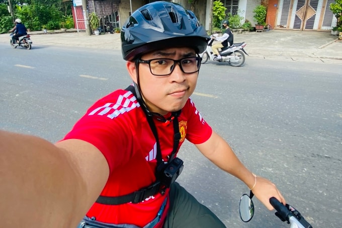 Anh Luật trong thời gian ở Hà Giang hồi tháng 9. Ảnh: NVCC