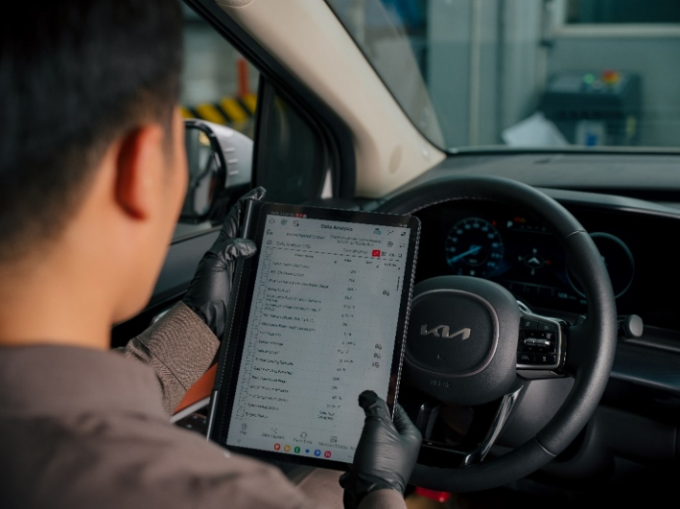 Hệ thống chẩn đoán bằng dữ liệu toàn cầu của Kia. Ảnh: Thaco Auto