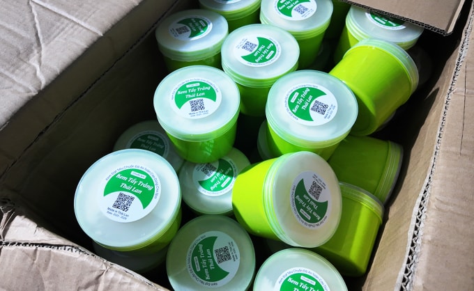 Một trong nhiều sản phẩm bị làm giả. Ảnh: Công an TP HCM