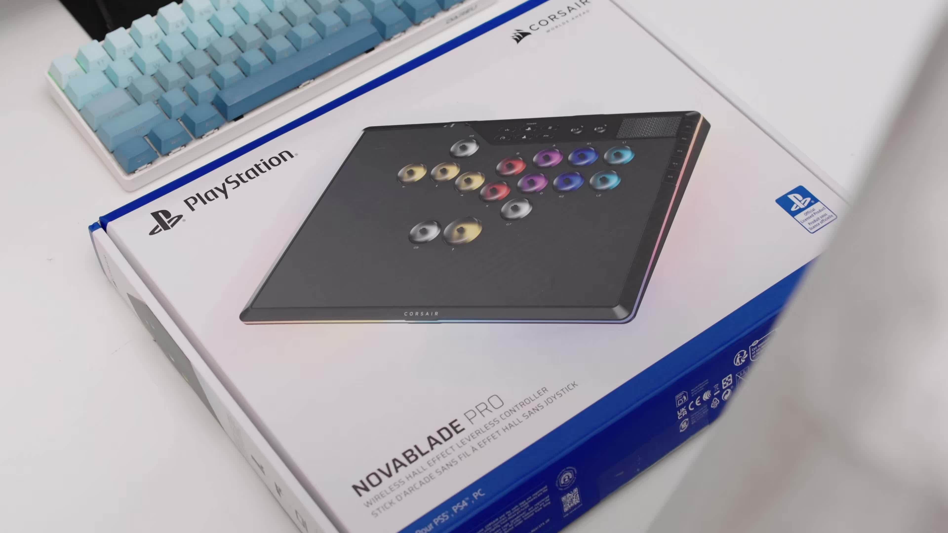 Corsair Novablade Pro - Bộ điều khiển game không cần gạt