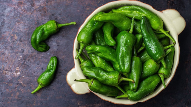 Đừng chỉ ăn lá, quả của cây này quý như "nhân sâm người nghèo" chợ nào cũng bán - Ảnh 2.