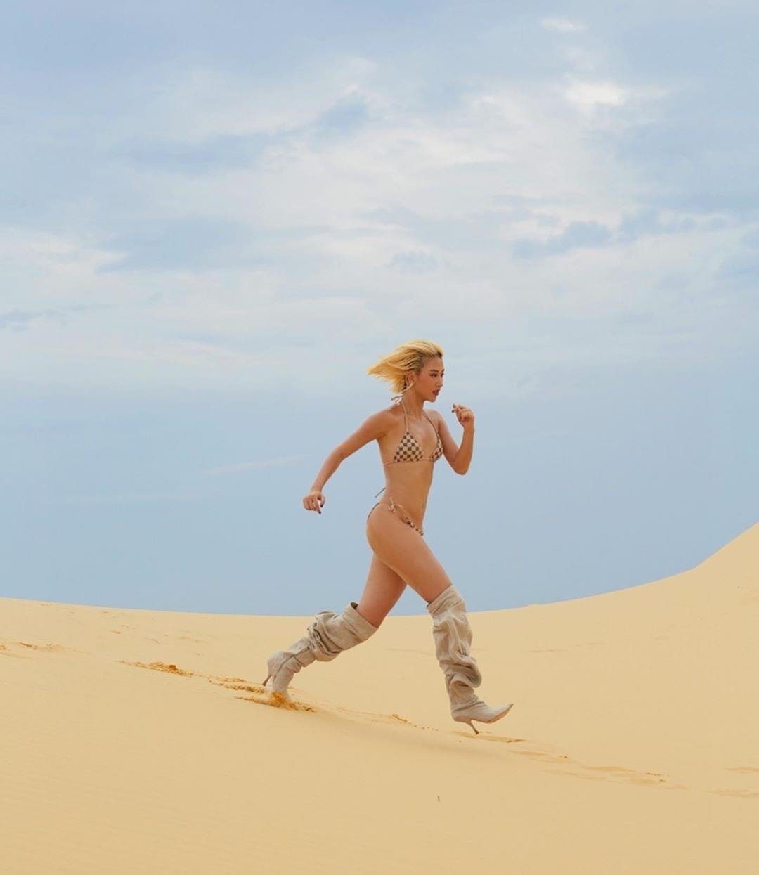 Quynh Anh Shyn anh 7