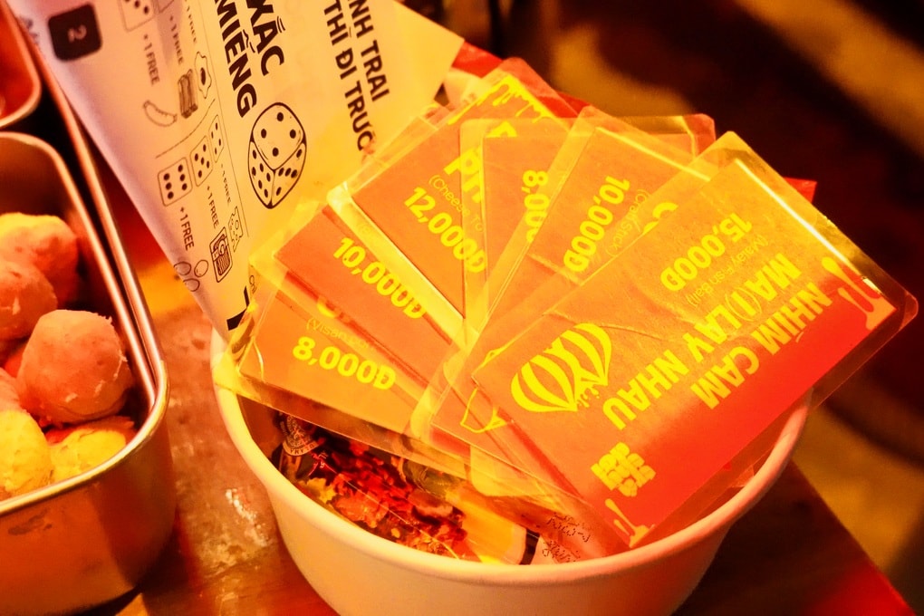 Quán mì đêm “Trả thù đời” gây sốt giới trẻ TPHCM vì cách gọi món kỳ lạ - 3 Quán mì đêm “Trả thù đời” gây sốt giới trẻ TPHCM vì cách gọi món kỳ lạ - 3