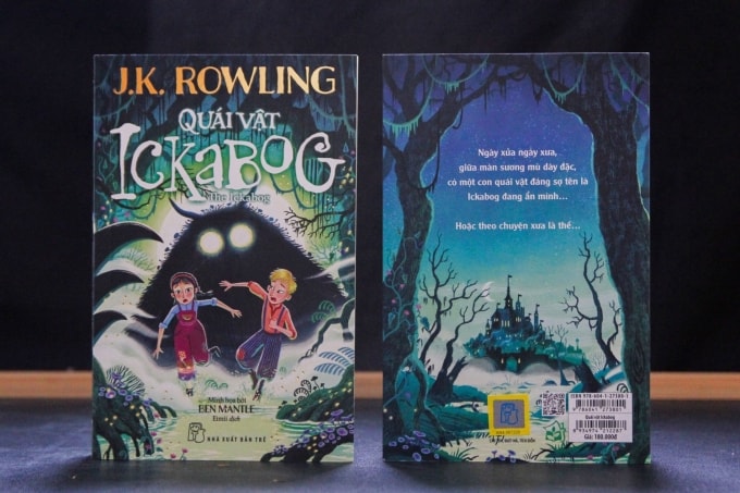 Sách Quái vật Ickabog dày 384 trang. Ảnh: NXB Trẻ
