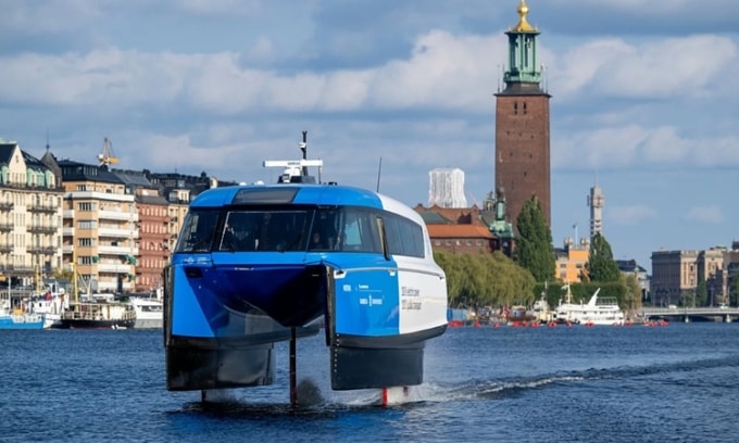 Mẫu phà cánh ngầm điện của Candela. Ảnh: Candela