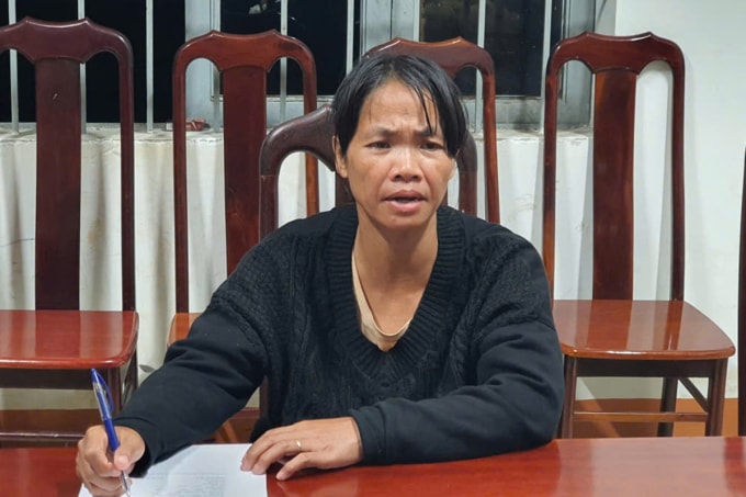 Nguyễn Thị Lê lúc tại cơ quan công an. Ảnh: Ngọc Oanh