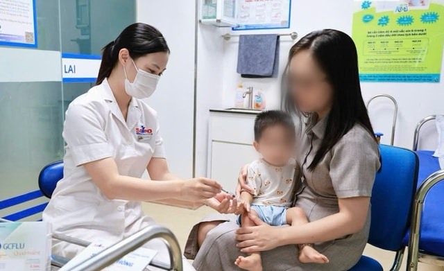 Gia tăng ca mắc cúm mùa, chuyên gia y tế chỉ rõ "vũ khí" phòng chống- Ảnh 2.