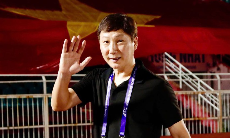 Huấn luyện viên Kim Sang-sik