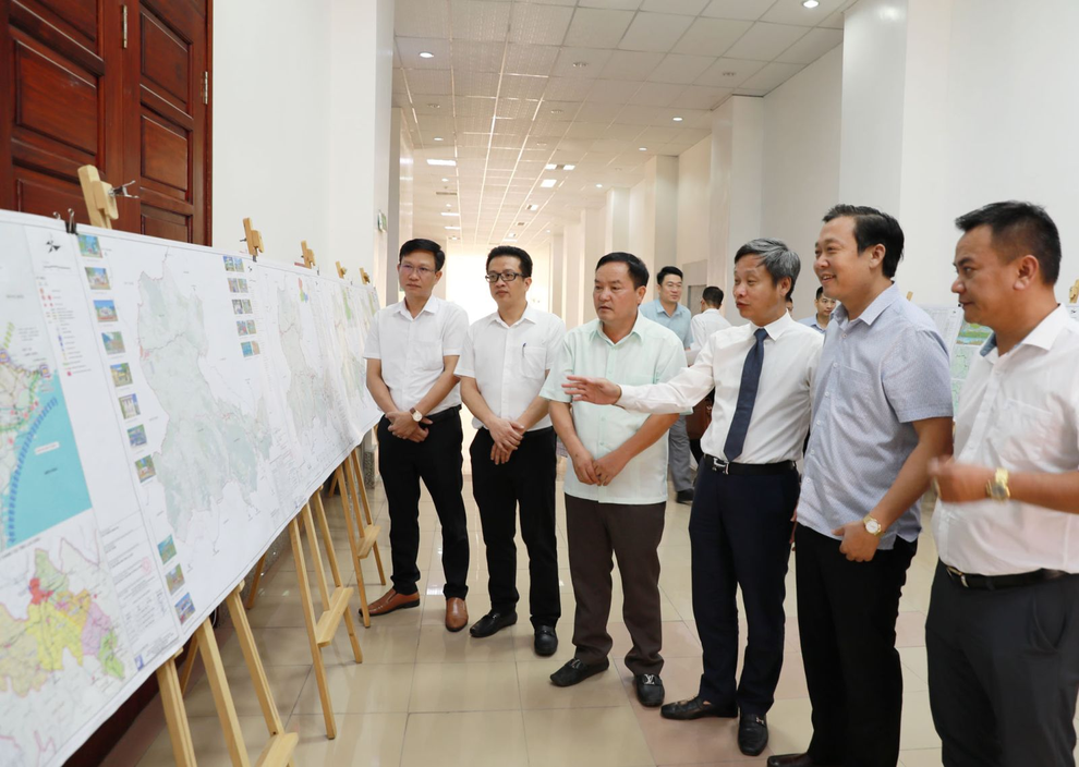 Lai Châu mời gọi đầu tư, định vị trung tâm logistics và du lịch biên giới - 1 Lai Châu mời gọi đầu tư, định vị trung tâm logistics và du lịch biên giới - 1