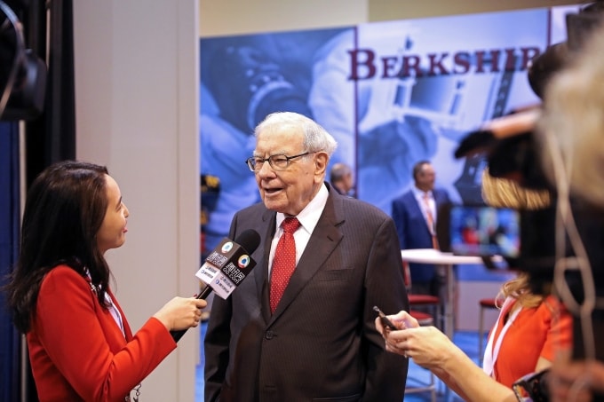 Warren Buffett tại ĐHCĐ của Berkshire Hathaway năm 2019. Ảnh: Reuters