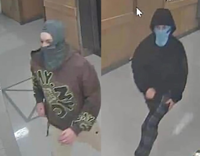 Hai nghi phạm liên quan vụ nổ tại Đại học Harvard rạng sáng 1/11. Ảnh: Boston PD