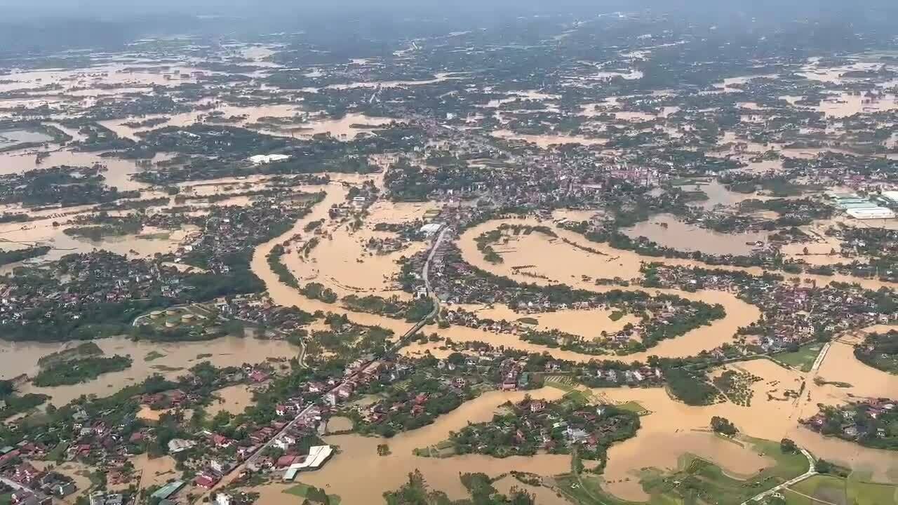 Ngập lụt Bắc Ninh nhìn từ trực thăng