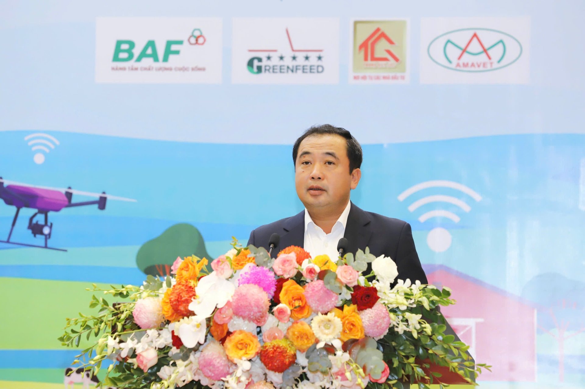 Bộ trưởng Bộ NN&MT: Trước hết phải làm người nông dân hạnh phúc, có thu nhập tốt- Ảnh 3. Bộ trưởng Bộ NN&MT: Trước hết phải làm người nông dân hạnh phúc, có thu nhập tốt- Ảnh 3.