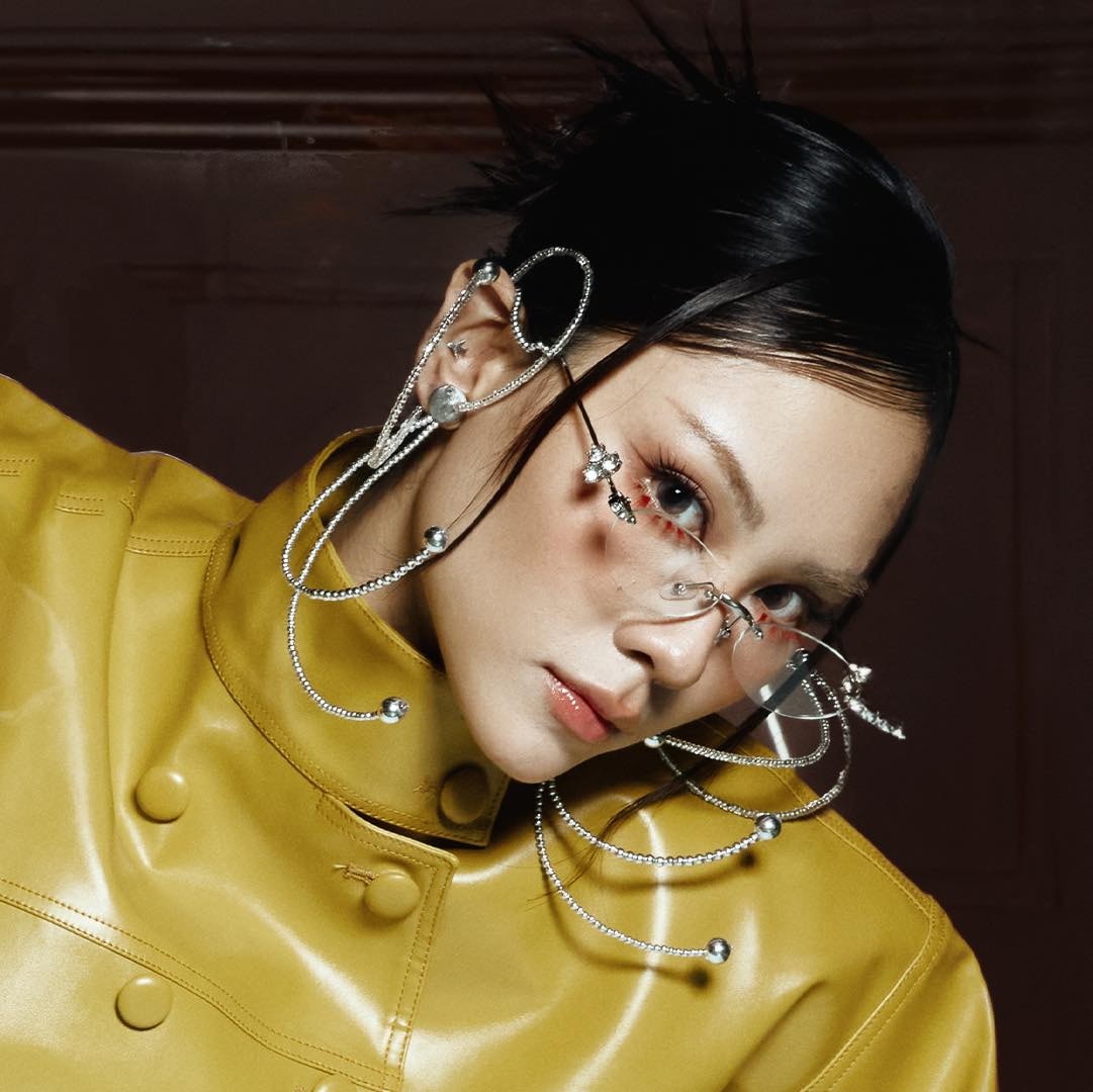 Một Hoa hậu lấn sân âm nhạc: Ca từ và phong cách gây chú ý- Ảnh 5. Một Hoa hậu lấn sân âm nhạc: Ca từ và phong cách gây chú ý- Ảnh 5.