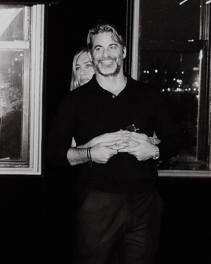 Jennifer Aniston bày tỏ tình cảm với Jim Curtis qua bài chúc mừng sinh nhật anh. Ảnh: Instagram/ Jennifer Aniston