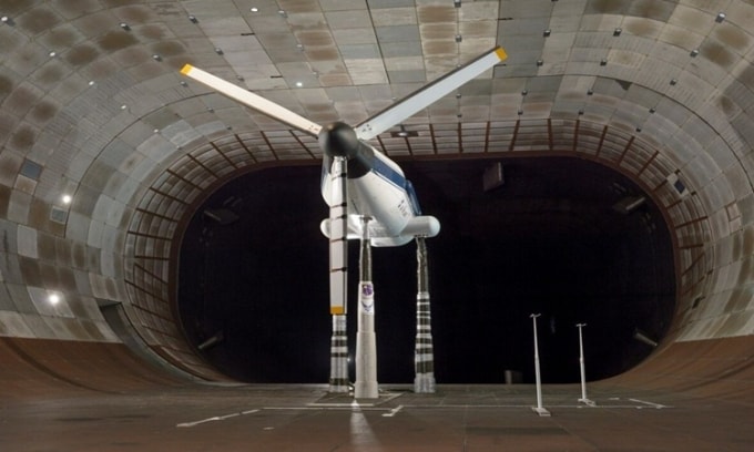 Không gian bên trong đường hầm gió ở NFAC. Ảnh: AFMC