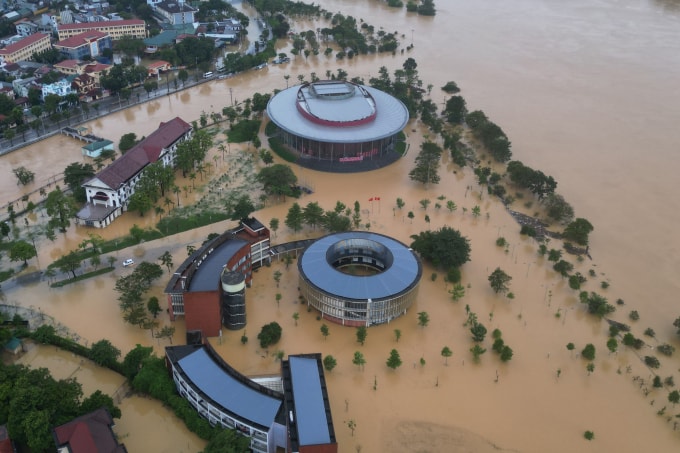 Lũ vượt lịch sử ở sông Bồ có thể khiến lũ sông Hương tăng theo. Ảnh: Võ Thạnh