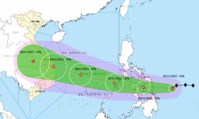 Dự báo hướng đi và vùng ảnh hưởng của bão Kalmaegi, sáng 3/11. Ảnh: NCHMF