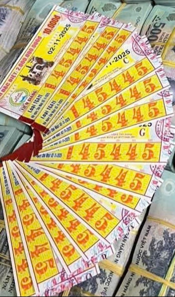 Xổ số miền Nam: Người trúng giải đặc biệt vé số cào và truyền thống - Ảnh 4.