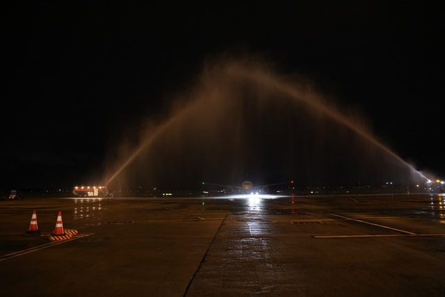 Etihad Airways dùng "siêu máy bay" khai trương đường bay thẳng Hà Nội - Abu Dhabi - Ảnh 2.