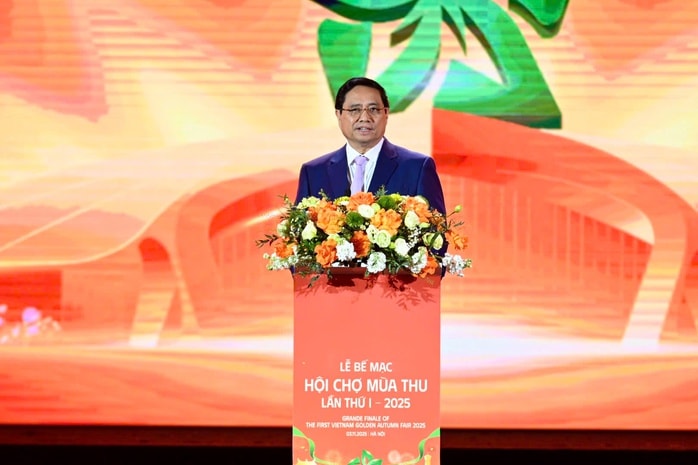 Hội chợ Mùa Thu 2025 đạt doanh thu kỷ lục , Thủ tướng chỉ đạo tổ chức Hội chợ Mùa Xuân - Ảnh 1. Hội chợ Mùa Thu 2025 đạt doanh thu kỷ lục , Thủ tướng chỉ đạo tổ chức Hội chợ Mùa Xuân - Ảnh 1.