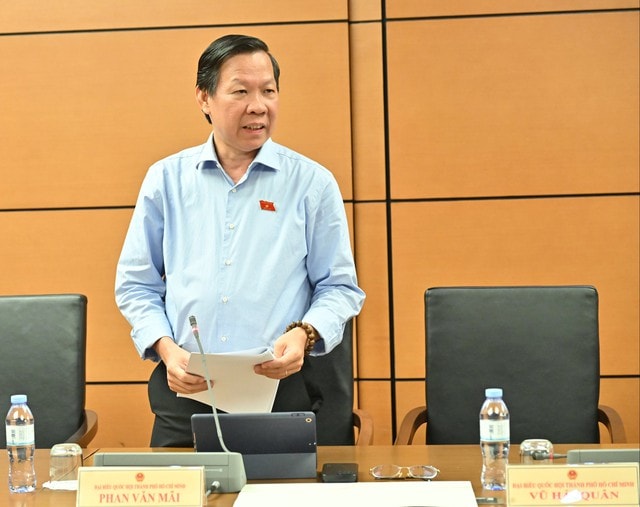 Đại biểu cảnh báo loạt nguy cơ khiến Việt Nam mắc bẫy thu nhập trung bình- Ảnh 2.