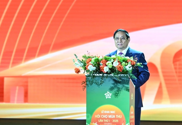 Thủ tướng Phạm Minh Chính khai mạc Hội chợ Mùa Thu 2025 tại Việt Nam - Ảnh 3.