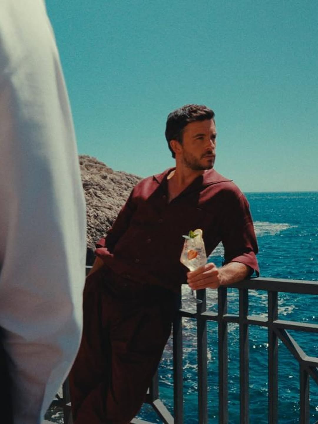 Jonathan bailey anh 4