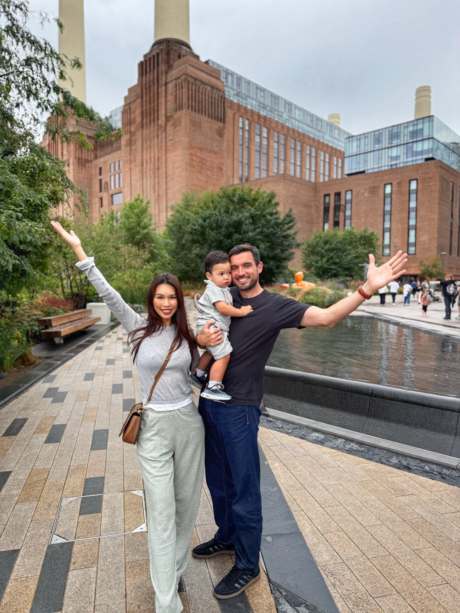 9 năm hôn nhân đẹp như cổ tích của siêu mẫu Hà Anh và chồng Tây- Ảnh 7. 9 năm hôn nhân đẹp như cổ tích của siêu mẫu Hà Anh và chồng Tây- Ảnh 7.