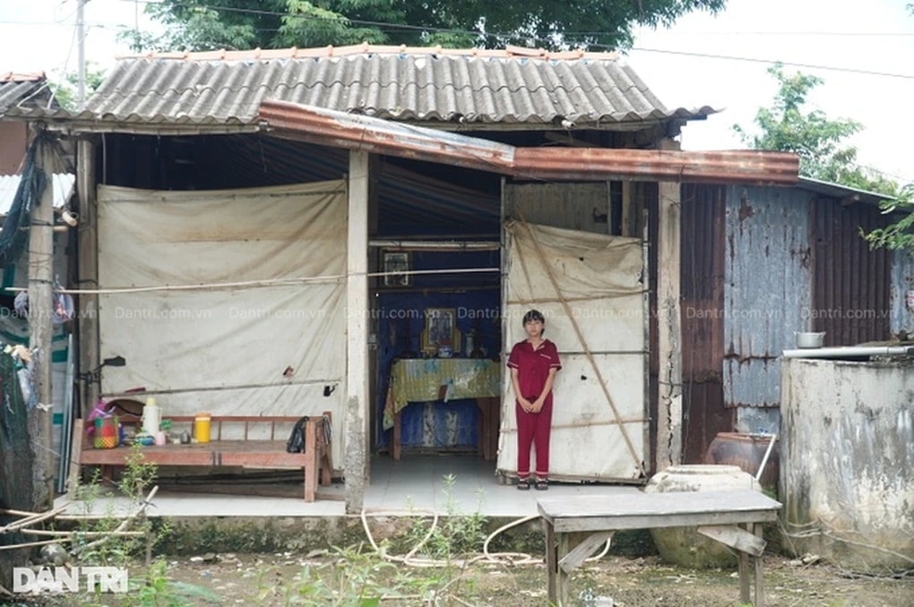 Khánh thành nhà Nhân ái do bạn đọc tặng 2 chị em mồ côi ở Vĩnh Long - 3 Khánh thành nhà Nhân ái do bạn đọc tặng 2 chị em mồ côi ở Vĩnh Long - 3