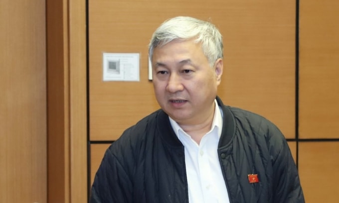 Ủy viên Ủy ban Công tác đại biểu Trần Văn Lâm phát biểu chiều 5/11. Ảnh: Đai biểu Nhân dân