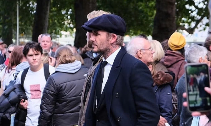 Beckham xếp hàng chờ viếng Nữ hoàng Anh ngày 16/9/2022. Ảnh: Avalon