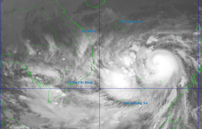 Hoàn lưu bão Kalmaegi lúc 20h ngày 5/11. Ảnh: NCHMF
