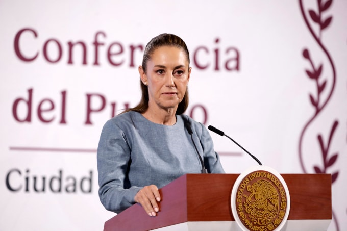 Tổng thống Mexico Claudia Sheinbaum họp báo tại Mexico City ngày 24/3. Ảnh: AFP