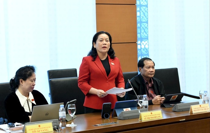 Đại biểu Quốc hội nêu ý kiến về thu thuế chuyển nhượng vàng miếng - Ảnh 1. Đại biểu Quốc hội nêu ý kiến về thu thuế chuyển nhượng vàng miếng - Ảnh 1.